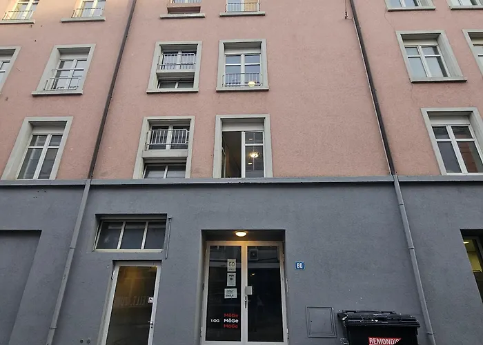 Stay2Night City Center Hostel Zurigo